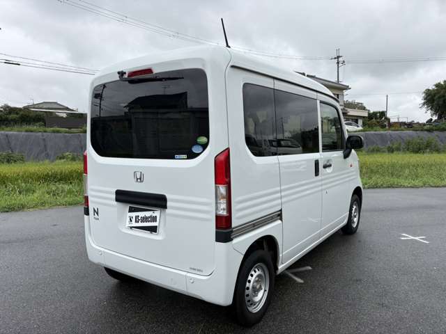Honda N-VAN 12