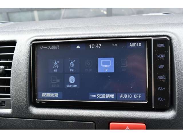 Toyota Hiace Van 9