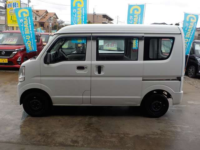 Nissan NV100 Clipper 11