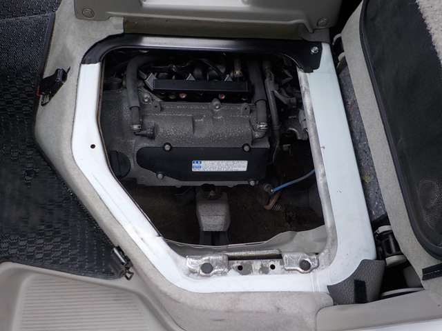 Nissan NV100 Clipper 7