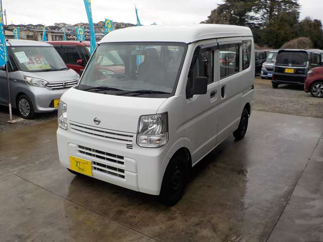 Nissan NV100 Clipper 10