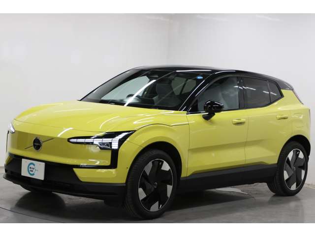 Volvo EX30 11