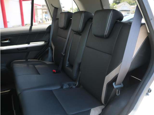 Suzuki Escudo 11