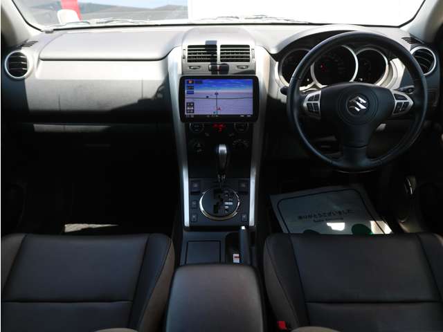 Suzuki Escudo 6