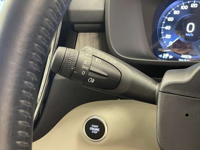 Volvo XC40 11