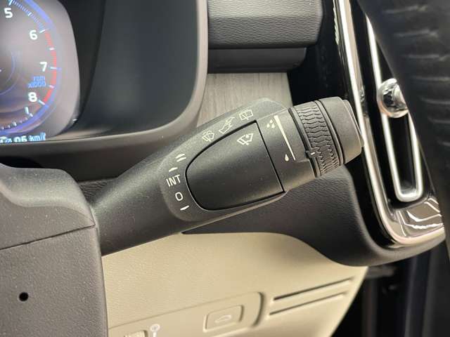 Volvo XC40 12