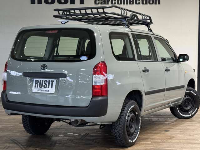 Toyota Probox Van 11