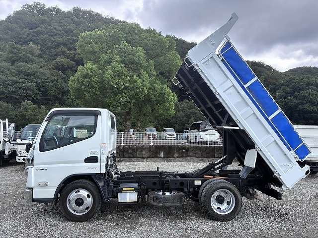 Mitsubishi Fuso Canter 4