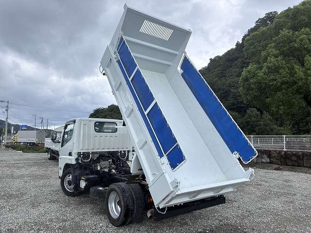 Mitsubishi Fuso Canter 6