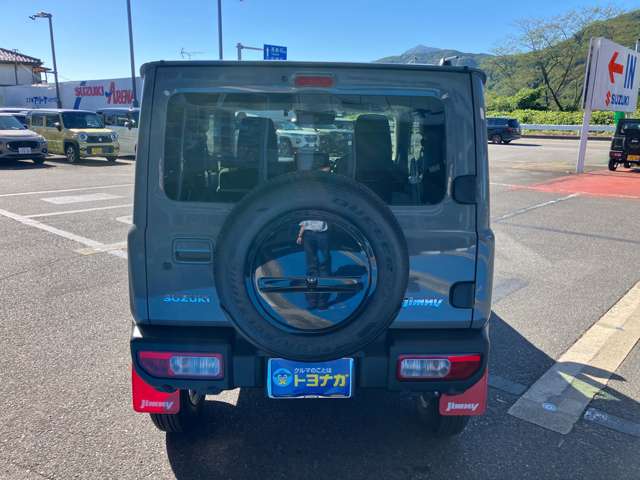 Suzuki Jimny 8