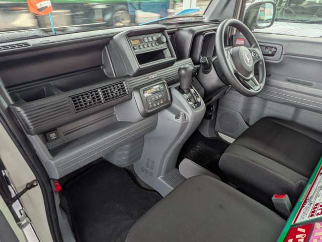 Honda N-VAN 11
