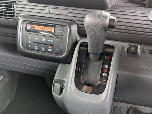 Honda N-VAN 5