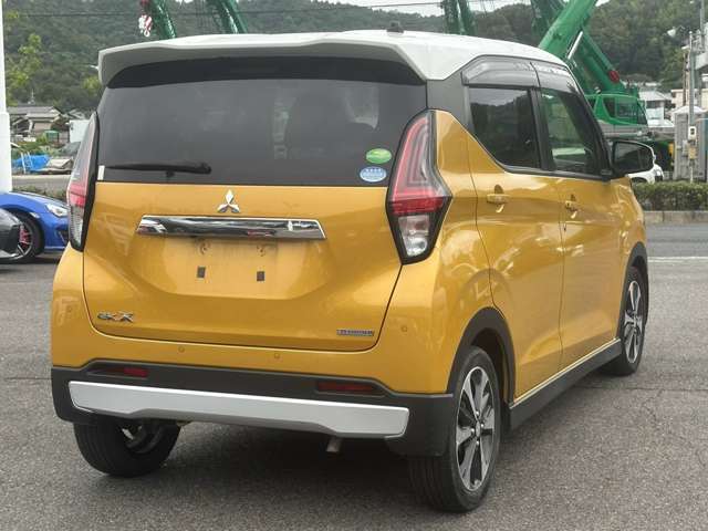Mitsubishi eK X 6