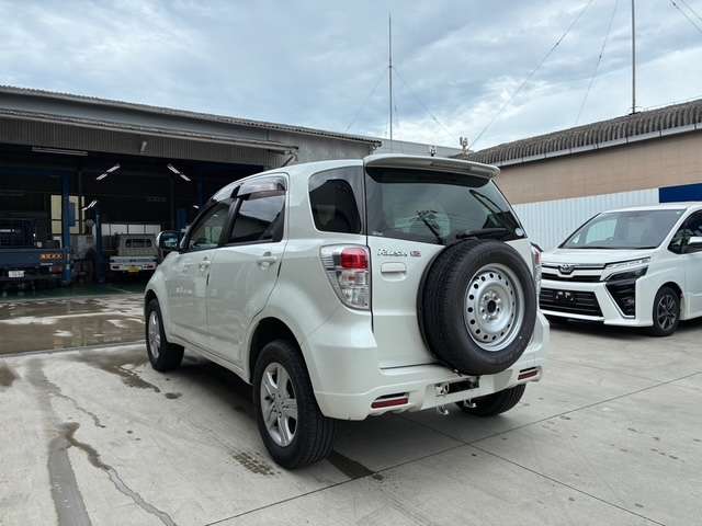 Toyota Rush 10