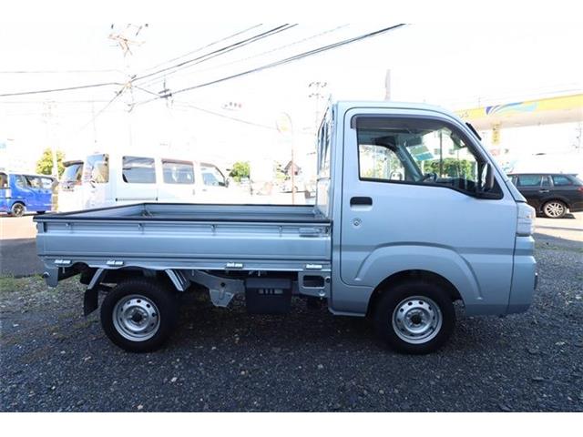 Daihatsu Hijet Truck 4