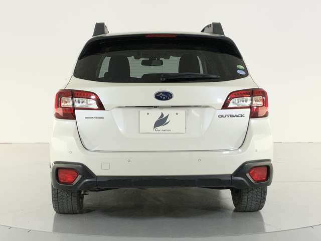 Subaru Legacy Outback 8