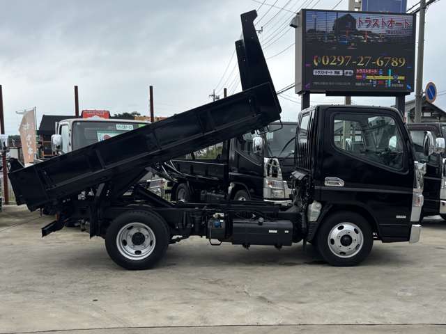 Mitsubishi Fuso Canter 11