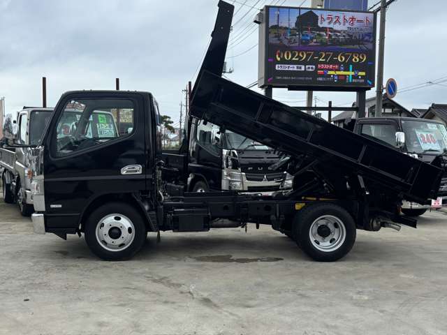 Mitsubishi Fuso Canter 7