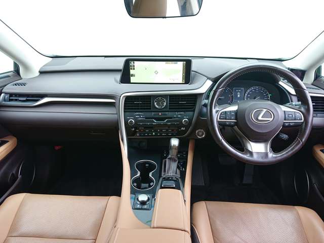 Lexus RX 6