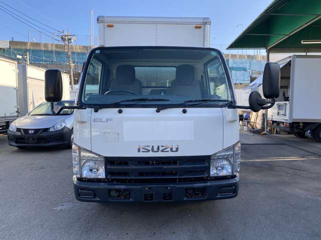 Isuzu Elf 2