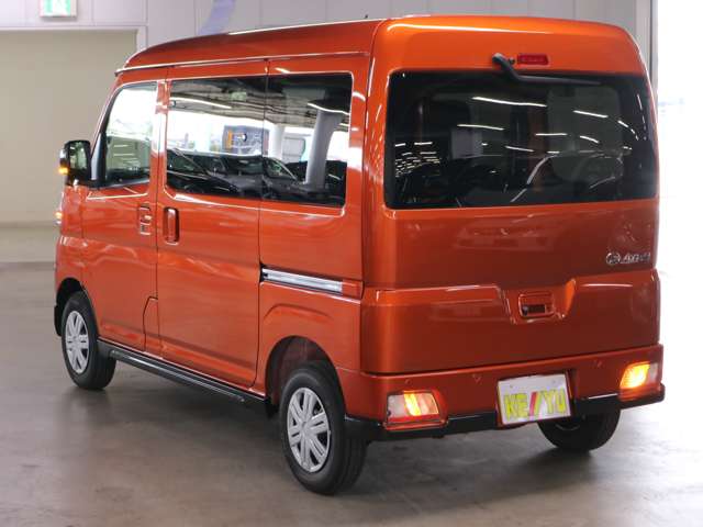 Daihatsu Atrai 11
