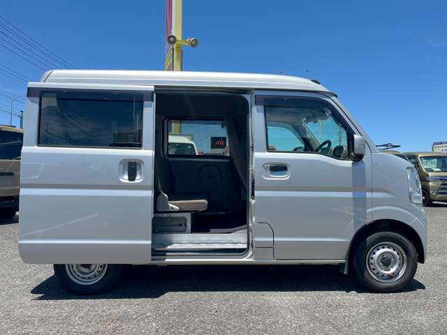 Nissan NV100 Clipper 6