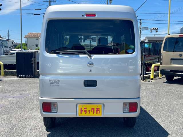 Nissan NV100 Clipper 7