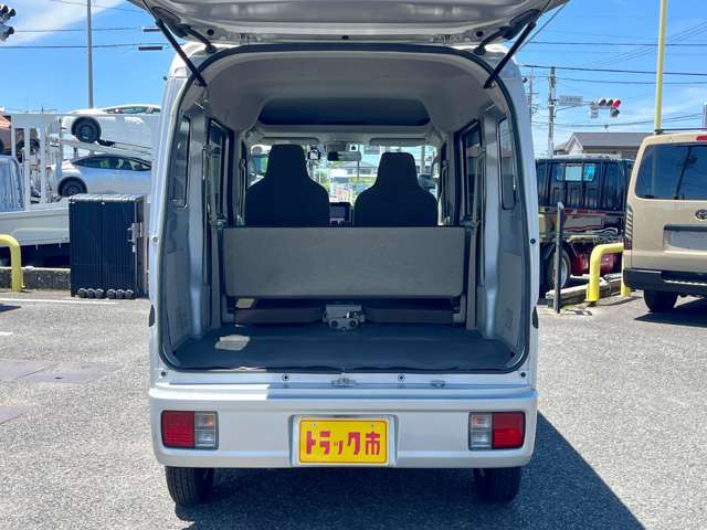Nissan NV100 Clipper 8