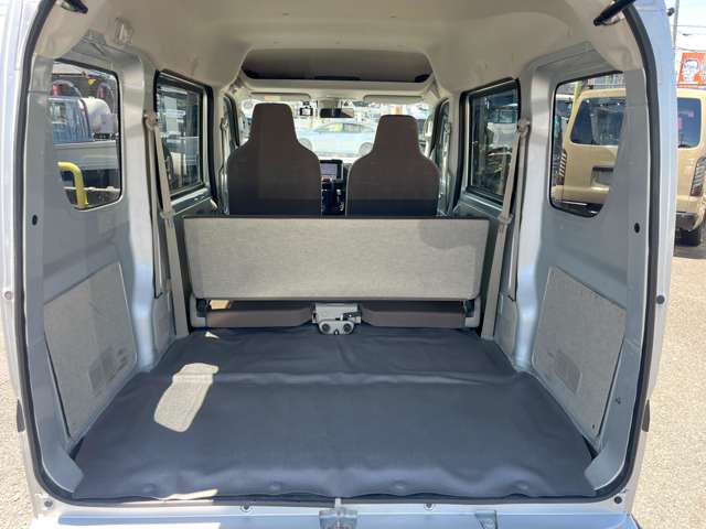 Nissan NV100 Clipper 9
