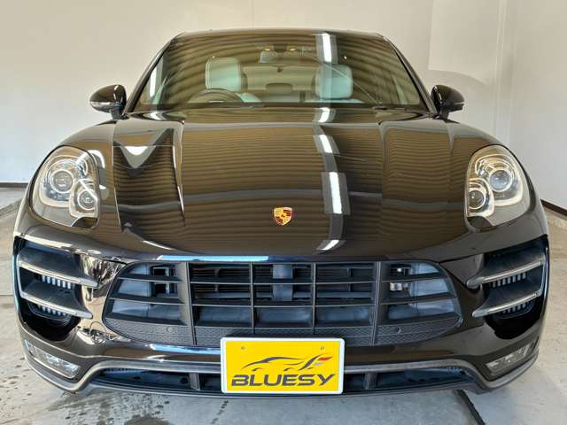 Porsche Macan 4
