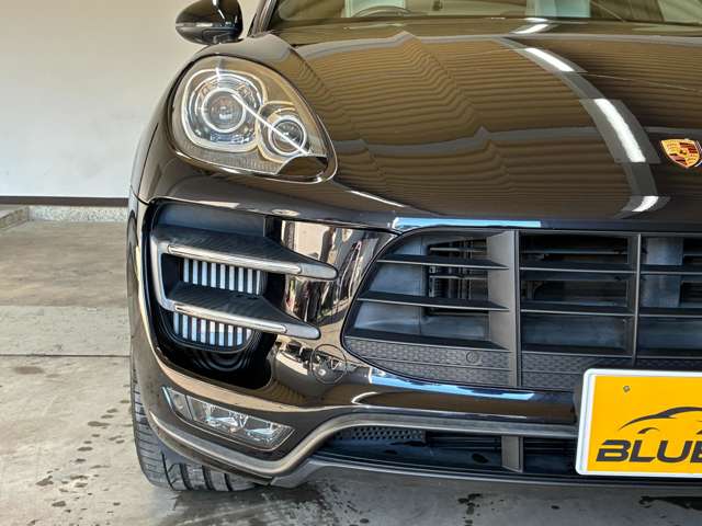 Porsche Macan 5