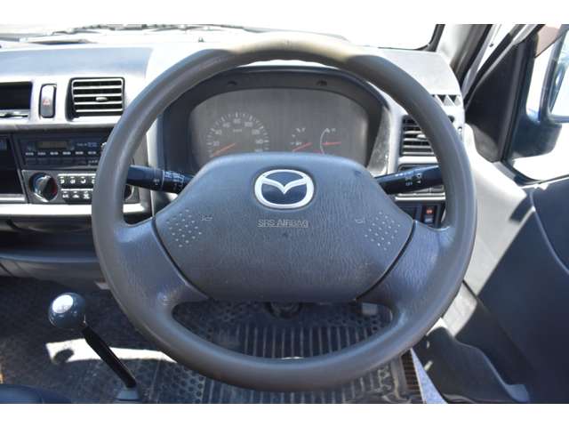 Mazda Bongo Truck 5