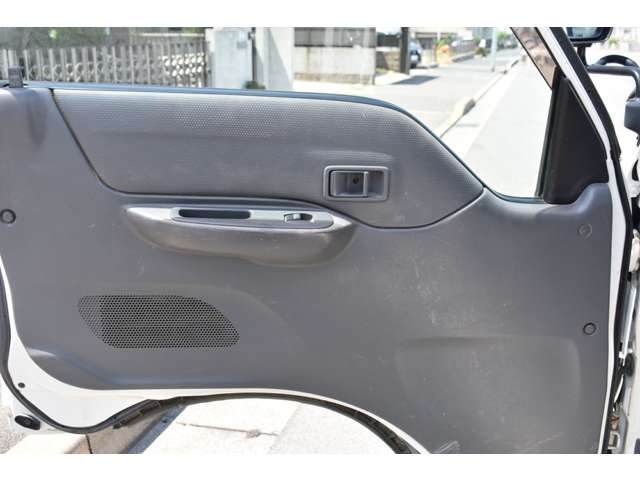 Mazda Bongo Truck 10