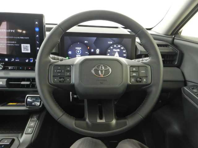Toyota RAV4 8
