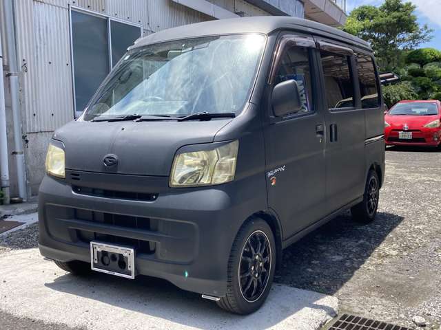Daihatsu Hijet Cargo 2