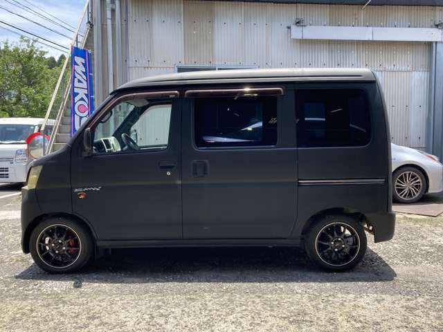 Daihatsu Hijet Cargo 3