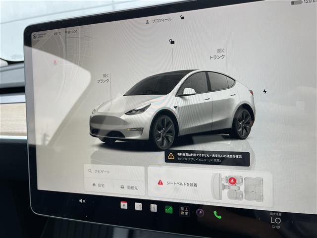 Tesla Model Y 6