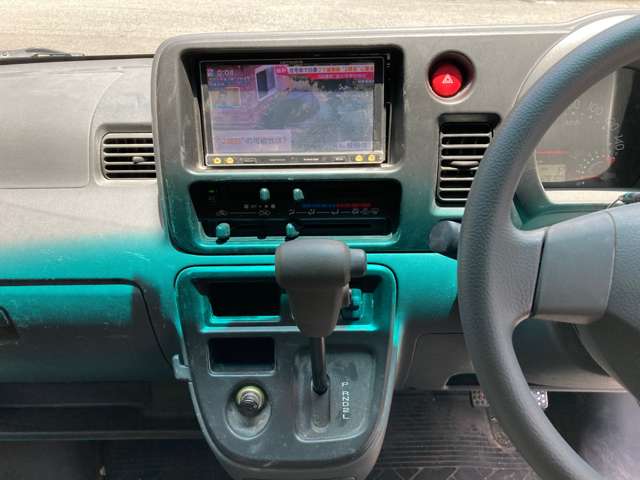 Daihatsu Hijet Cargo 12