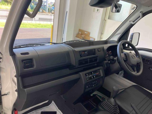 Daihatsu Hijet Truck 12