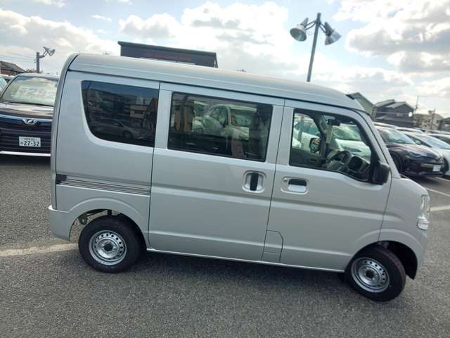 Suzuki Every 9