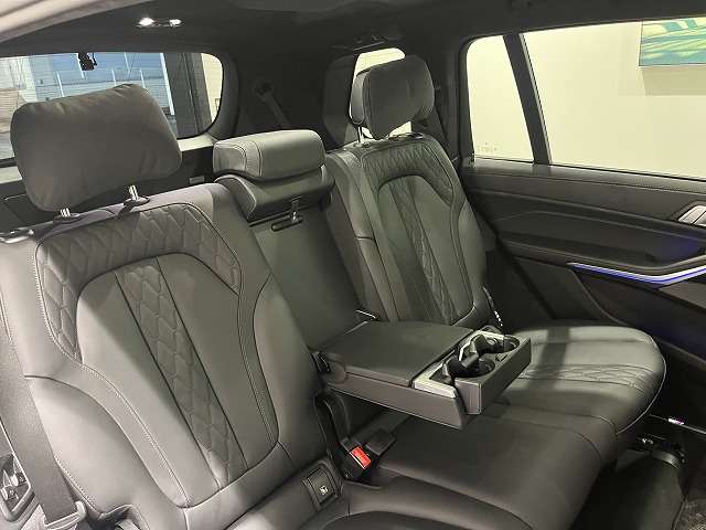BMW X7 7