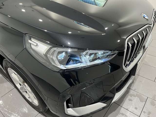 BMW X1 8