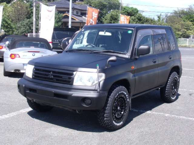 Mitsubishi Pajero iO 3