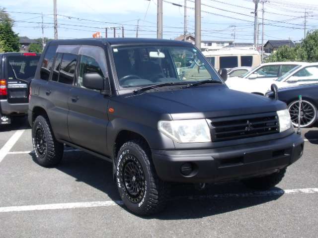 Mitsubishi Pajero iO 4