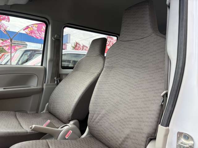Nissan NV100 Clipper 11