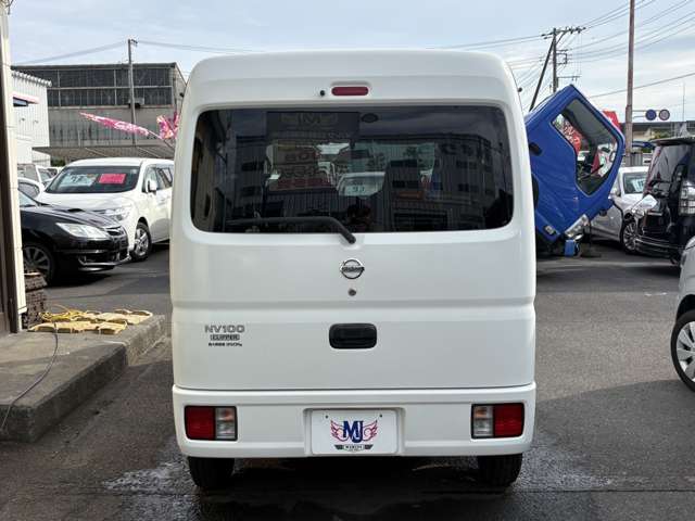 Nissan NV100 Clipper 6