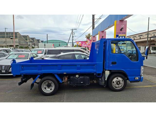 Isuzu Elf 12