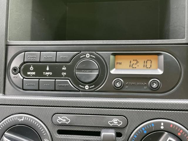 Nissan NV150 AD 4