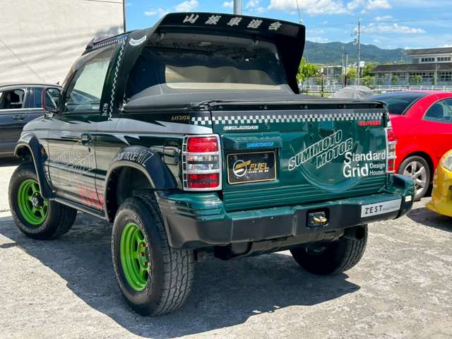 Mitsubishi Pajero 2