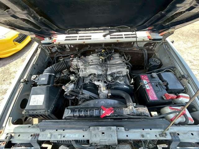 Mitsubishi Pajero 9
